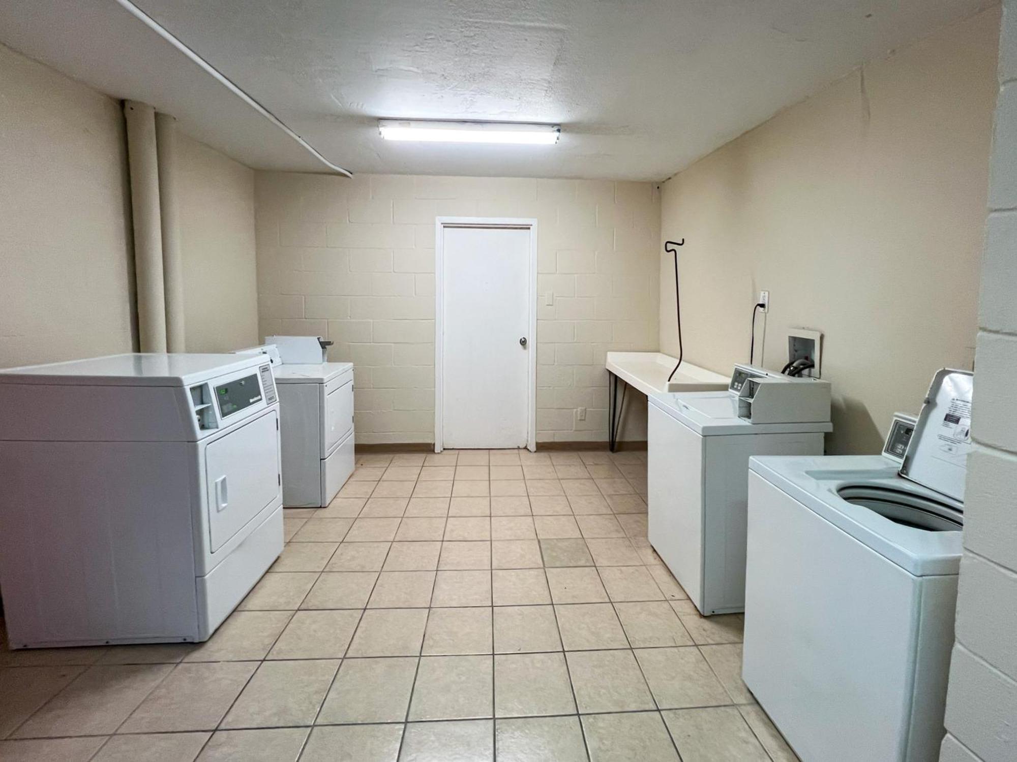 Beachfront Studio - Perfect Location - Free Beach Chairs Panama City Beach Exteriör bild
